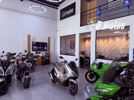 HONDA PCX DLX HONDA PCX DLX